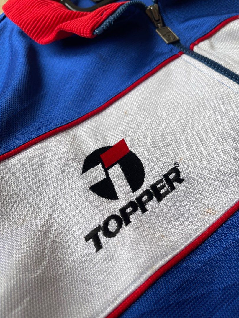 Topper jacket (Category: Activewear) located in Pasir Gudang. Submitted by pulstore.co_ (Listing ID 1357915713, Image 2). Description: P21/L24 CONDI 9/10.