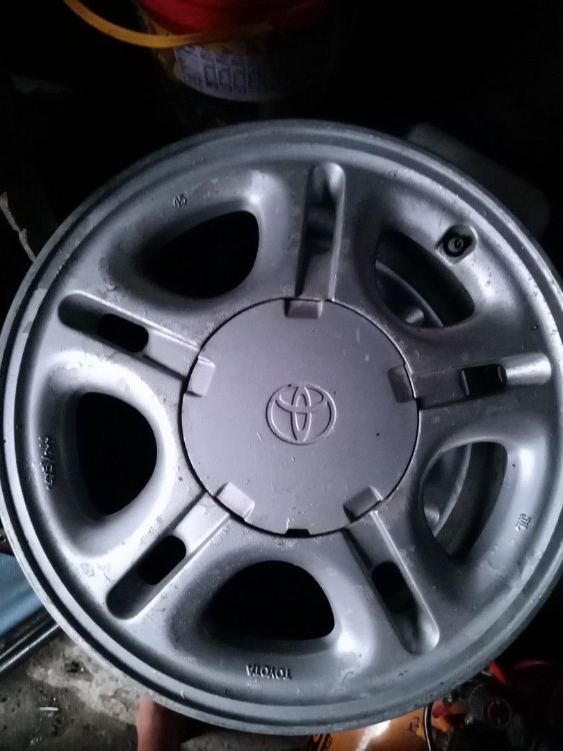 toyota corolla mags 4 holes (Category: Mags and Tires) located in Baguio. Submitted by markmartin3 (Listing ID 1357880822, Image 2). Description: 4 holes 14x5 1/2 complete hub cap need repaint sa maselan reason for sale bawas kalat sa bodega open for shipping shoulder buy the buyer. i will send proof of shipping before sending payment.