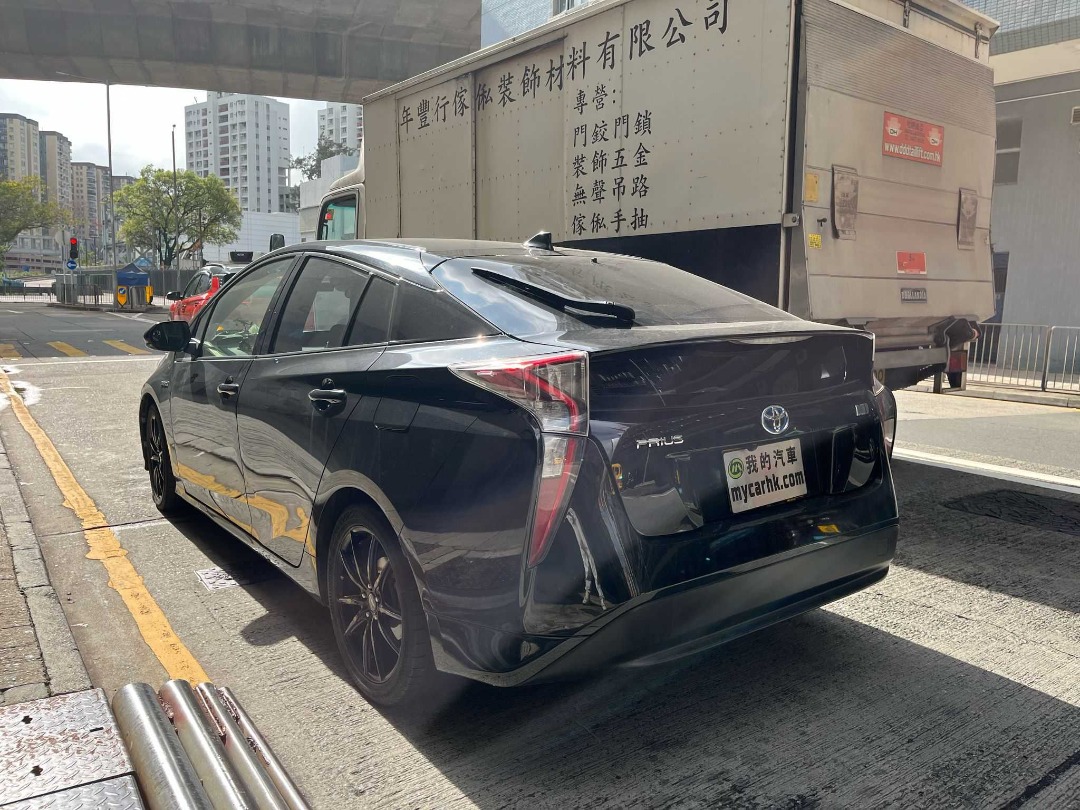 Toyota  PRIUS 1.8 HYBRID Auto62863132733569111