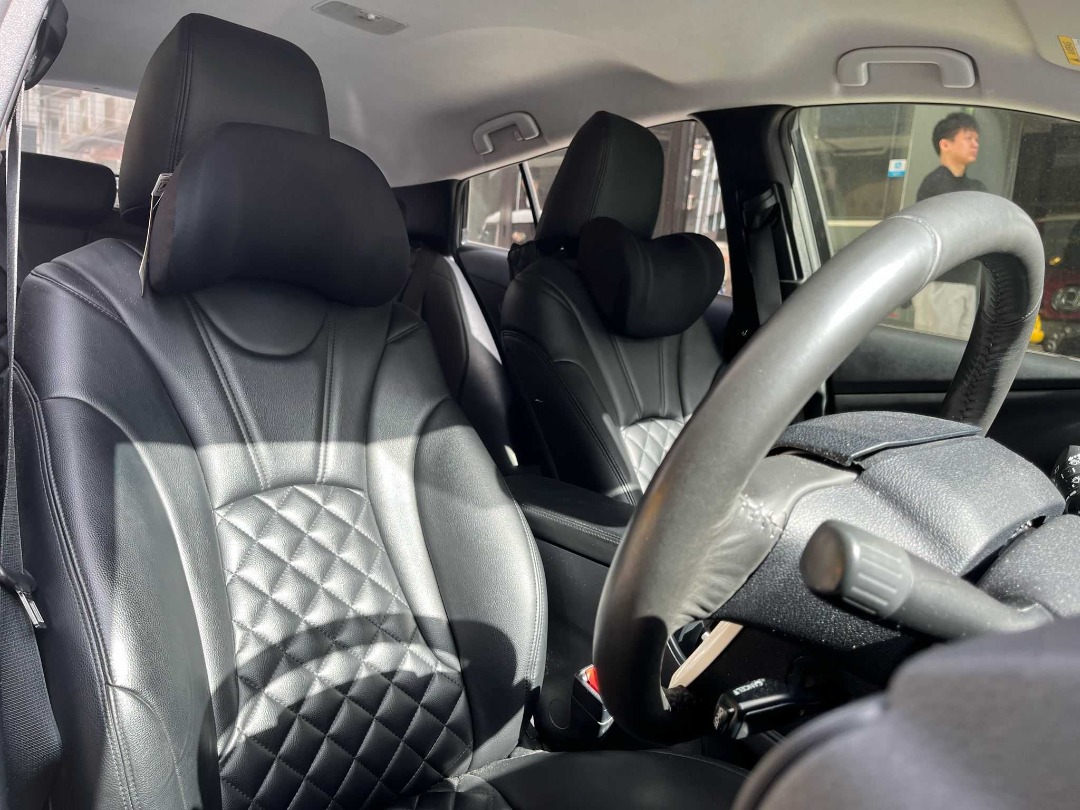 Toyota  PRIUS 1.8 HYBRID Auto62863132733569112