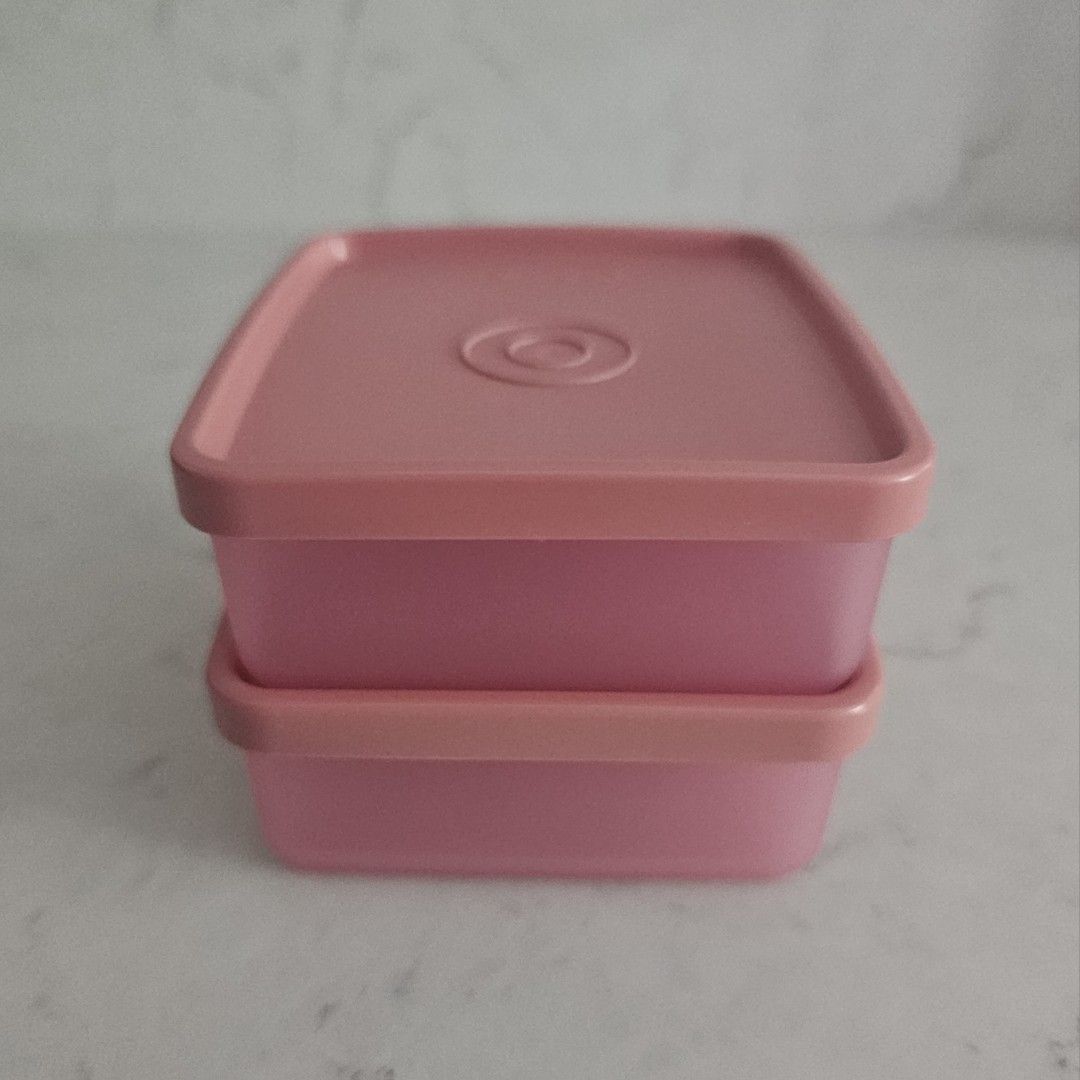 Tupperware - Small Rectangle Round (Category: Food Organisation & Storage) located in Singapore. Submitted by h___j (Listing ID 1357846408, Image 2). Description: Brand new. Received as gift, selling as I don't have a need for it. Dimensions: L10 x W9.5 x H3.5 cm 2 for $15.