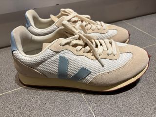 （分類：）位於 。 由 hildie 提交（商品編號 1357844829，圖片 1）。簡介： 。