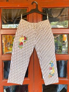 (Category: ) located in . Submitted by yourdaily_obsessions (Listing ID 1357914342, Image 1). Description: .