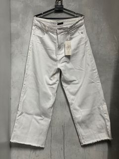 (Category: ) located in . Submitted by prelovestore (Listing ID 1357828588, Image 1). Description: .
