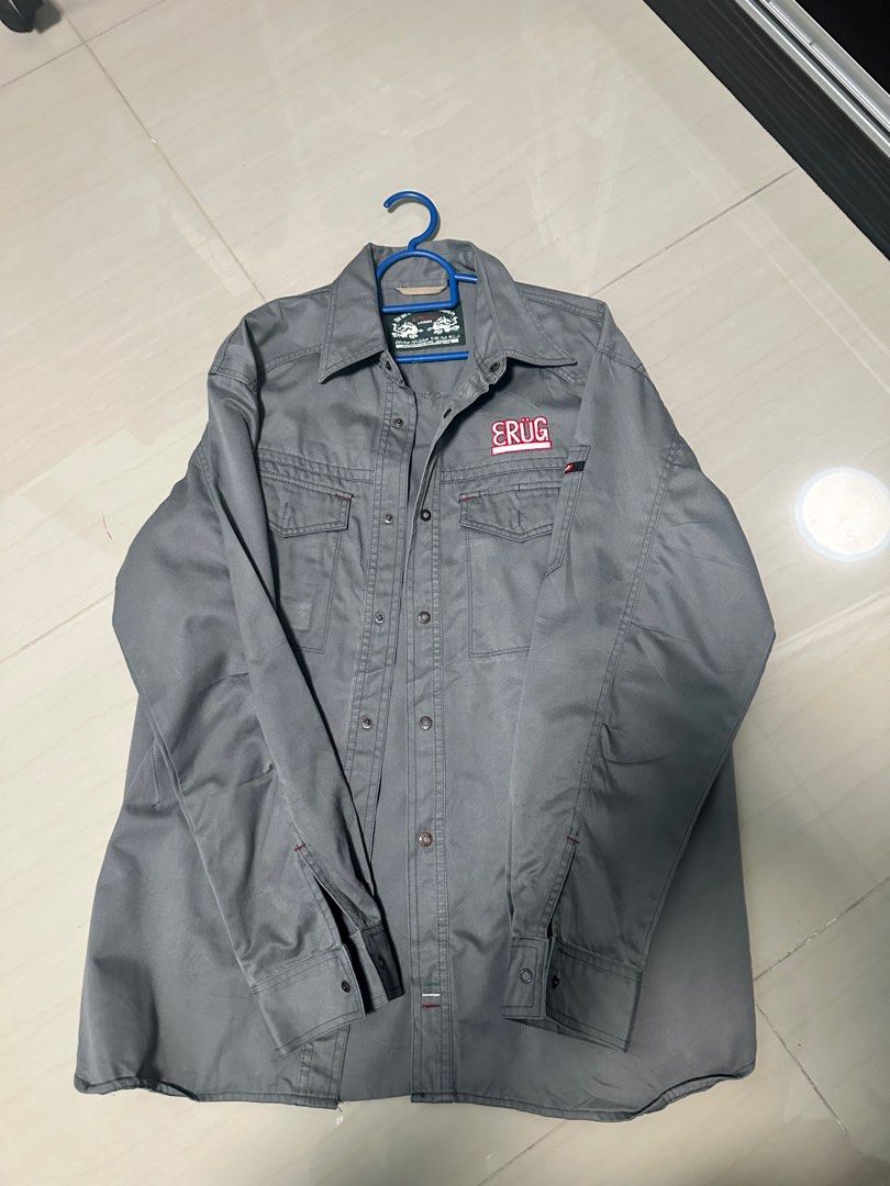 Work jacket (Category: Coats, Jackets and Outerwear) located in Singapore. Submitted by wurlii (Listing ID 1357945927, Image 2). Description: Thrifted work jacket .