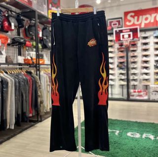 (Category: ) located in . Submitted by inside_plug (Listing ID 1357862294, Image 1). Description: .