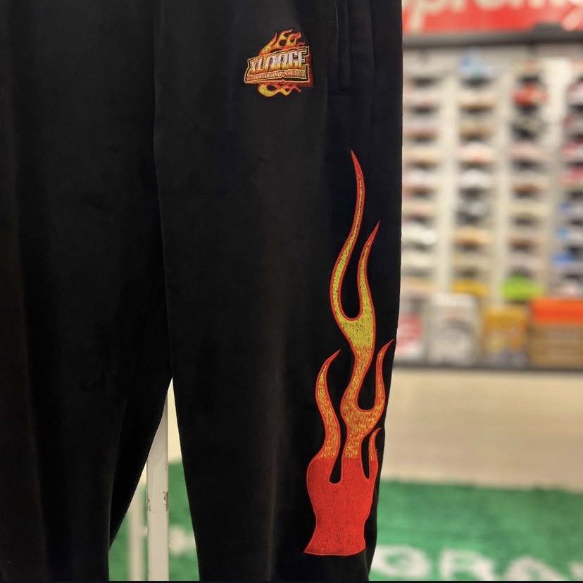 XLarge Velour Track Pants (Category: Joggers) located in Quezon City. Submitted by inside_plug (Listing ID 1357862294, Image 2). Description: For Sale XLarge Velour Track Pants Black ( Medium and Large ) Brandnew Dm us to purchase.