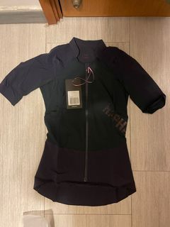 （分類：）位於 。 由 ailes0721 提交（商品編號 1358085449，圖片 1）。簡介： 。