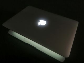 Apple Macbook Pro 2015 ( Early) - 13" Retina Display, 8G RAM, 512GB SSD ( Great Condition)