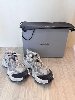 （分類：）位於 。 由 rkuwboyk 提交（商品編號 1358039671，圖片 1）。簡介： 。