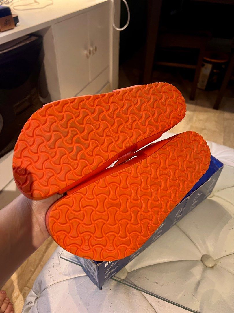 Birkenstock /Gibi kids (Category: Slippers and slides) located in Quezon City. Submitted by sinoritamhae (Listing ID 1358111965, Image 3). Description: Birkenstock kids size 34 .