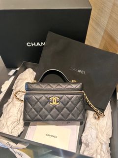 （分類：）位於 。 由 eunicebb0415 提交（商品編號 1358035326，圖片 1）。簡介： 。