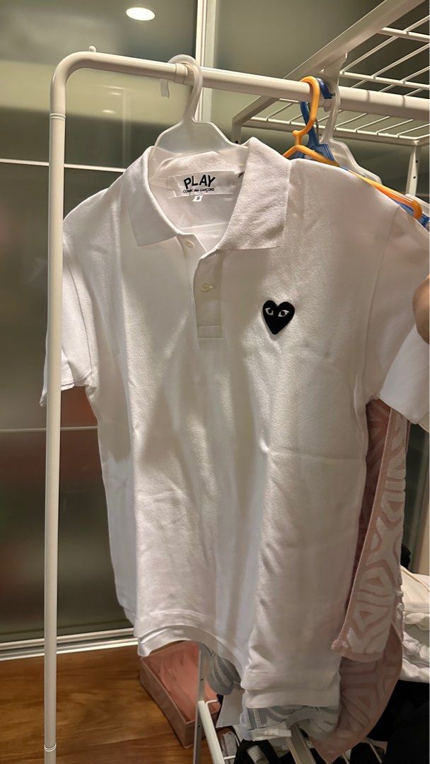 Comme Des Garçons Polo shirt (Category: Tshirts & Polo Shirts ) located in Mandaluyong City. Submitted by Lexphi (Listing ID 1358090201, Image 3). Description: .