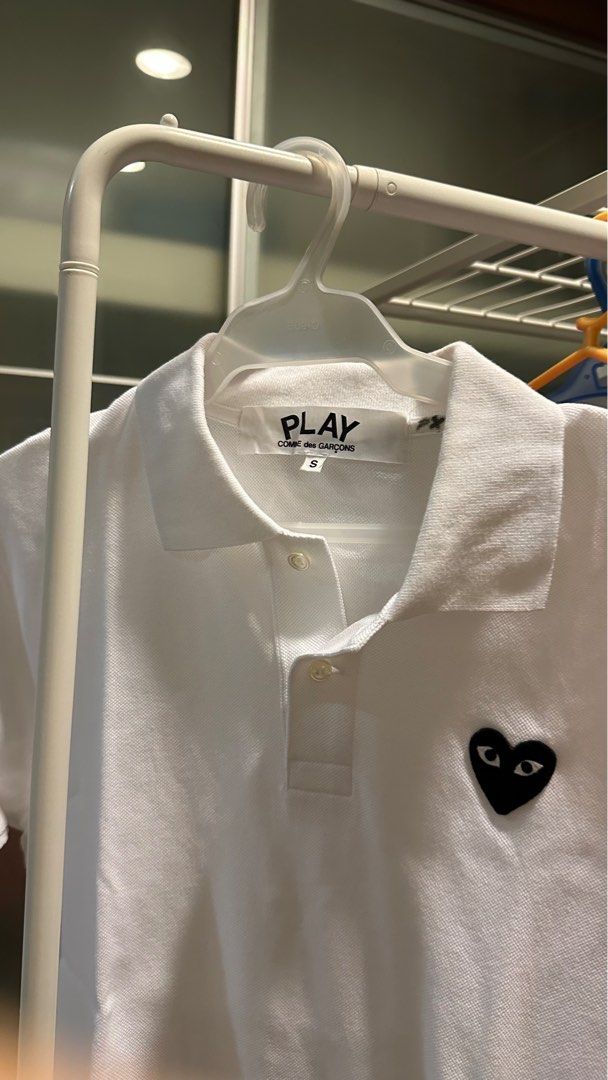 Comme Des Garçons Polo shirt (Category: Tshirts & Polo Shirts ) located in Mandaluyong City. Submitted by Lexphi (Listing ID 1358090201, Image 1). Description: .