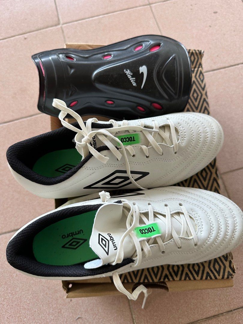 Football Boots for Kids (Umbro), Sports Equipment, Sports & Games ...