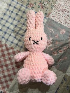 (Category: ) located in . Submitted by fully.stitched (Listing ID 1358083325, Image 1). Description: .