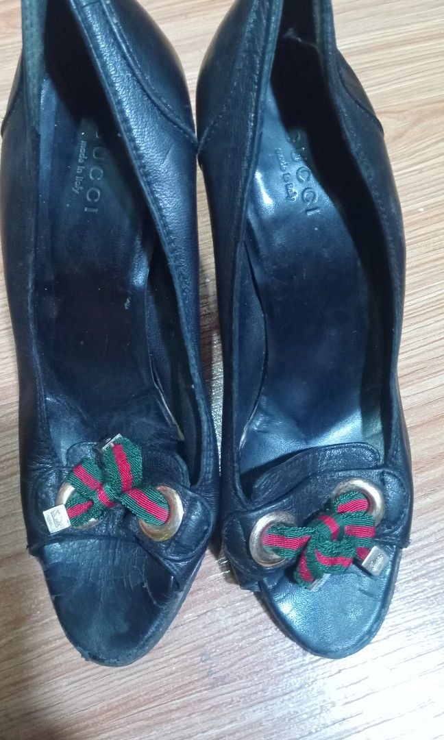Gucci black leather bow detail open toe (Category: Sneakers & Footwear) located in Koronadal. Submitted by glads08089 (Listing ID 1358030714, Image 2). Description: gucci black heels open toe size 35C made in italy coded.