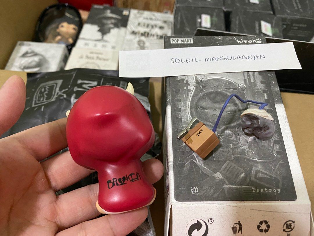 Hirono Destroy (Mime) (Category: Designer & Blind Box Toys) located in Pasig City. Submitted by solbm (Listing ID 1358155146, Image 2). Description: With ratio 1:1, no tingi..