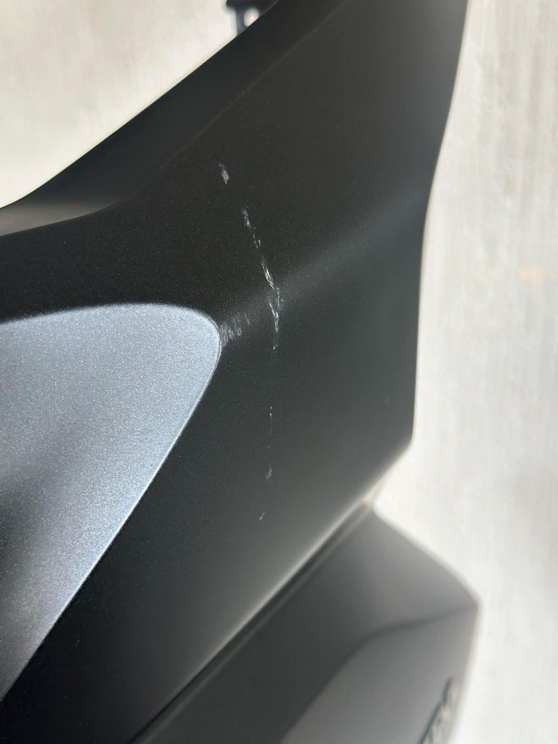 Honda ADV 160 Front side Cover (Category: Body Parts and Accessories) located in Guiguinto. Submitted by eneyech (Listing ID 1358020190, Image 3). Description: Honda Stock Part, ceramic coated Issue: may konting gasgast as seen in pictures above.