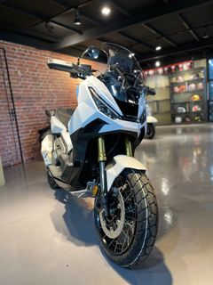 (Category: ) located in . Submitted by Premium.Moto (Listing ID 1225417003, Image 1). Description: .