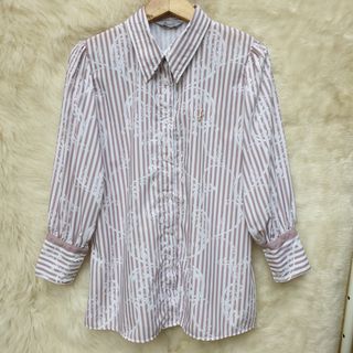 (Kategori: ) berada di . Dikirim oleh the_hanger_apparel (ID iklan 1358060448, Gambar 1). Deskripsi: .
