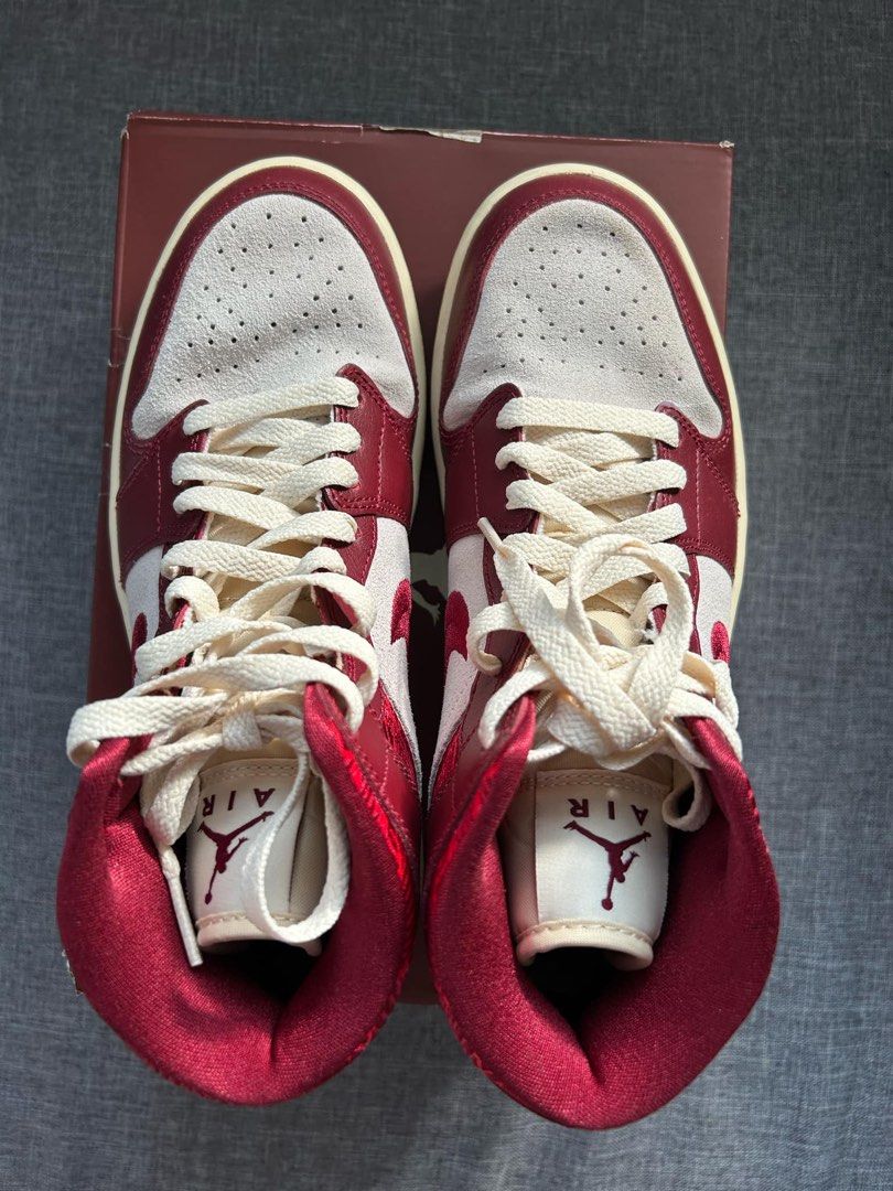 Jordan 1 Mid Tiki leaf (Category: Sneakers) located in Marikina City. Submitted by bradinal (Listing ID 1357972979, Image 3). Description: Size 8 Rfs: DELUTTERING.