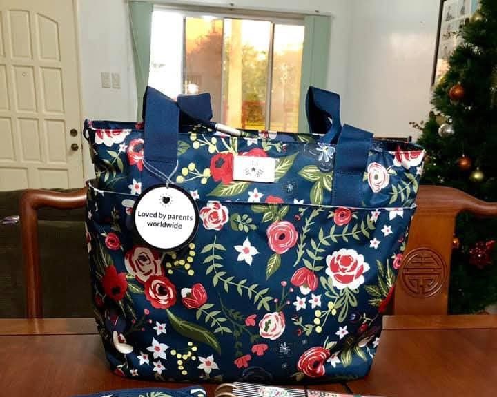 Jujube midnight posy bag (Category: Diaper Bags & Wetbags) located in San Jose del Monte. Submitted by lalashopkindikids (Listing ID 1358157662, Image 1). Description: with sling strap 📌NEED WASH📌.