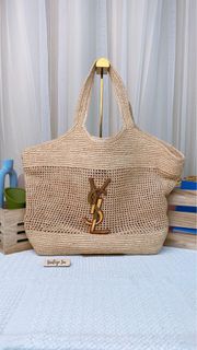 (Category: ) located in . Submitted by vintage_sac (Listing ID 1358110541, Image 1). Description: .