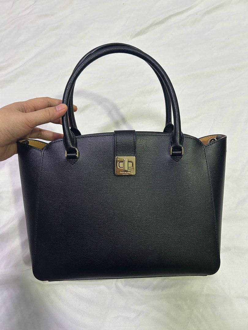 Kate Spade Phoebe Medium Satchel (Category: Luxury Bags & Wallets) located in Davao. Submitted by abblaocom (Listing ID 1358089228, Image 1). Description: Kate Spade Phoebe Medium Satchel Brand new with tag Bought at USD 429 last November 2024 Never been used No box and no dustbag .