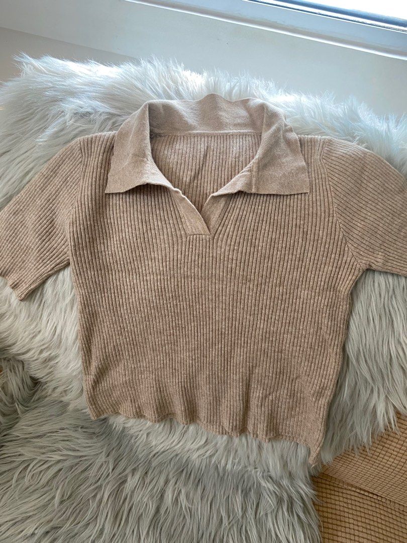 Khaki Ribbed Knit Collar Crop Top (Category: Blouses) located in Quezon City. Submitted by second.ave (Listing ID 1357986791, Image 1). Description: Khaki Ribbed Knit Collar Crop Top Fits xs-l (free size).