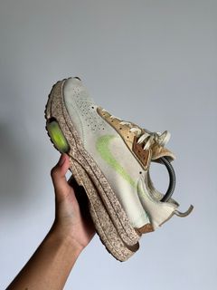 (Category: ) located in . Submitted by sneakerlahhh (Listing ID 1358018464, Image 1). Description: .