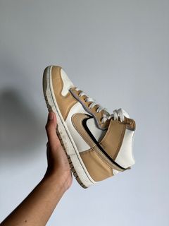 (Category: ) located in . Submitted by sneakerlahhh (Listing ID 1358019644, Image 1). Description: .