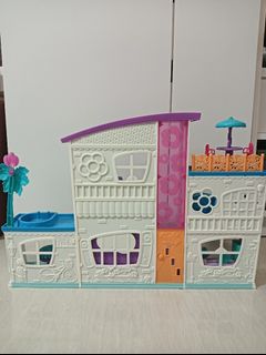 (Category: ) located in . Submitted by ralfrangnick (Listing ID 1358088246, Image 1). Description: .