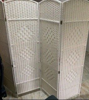 (Category: ) located in . Submitted by furnishstudio (Listing ID 1357985890, Image 1). Description: .