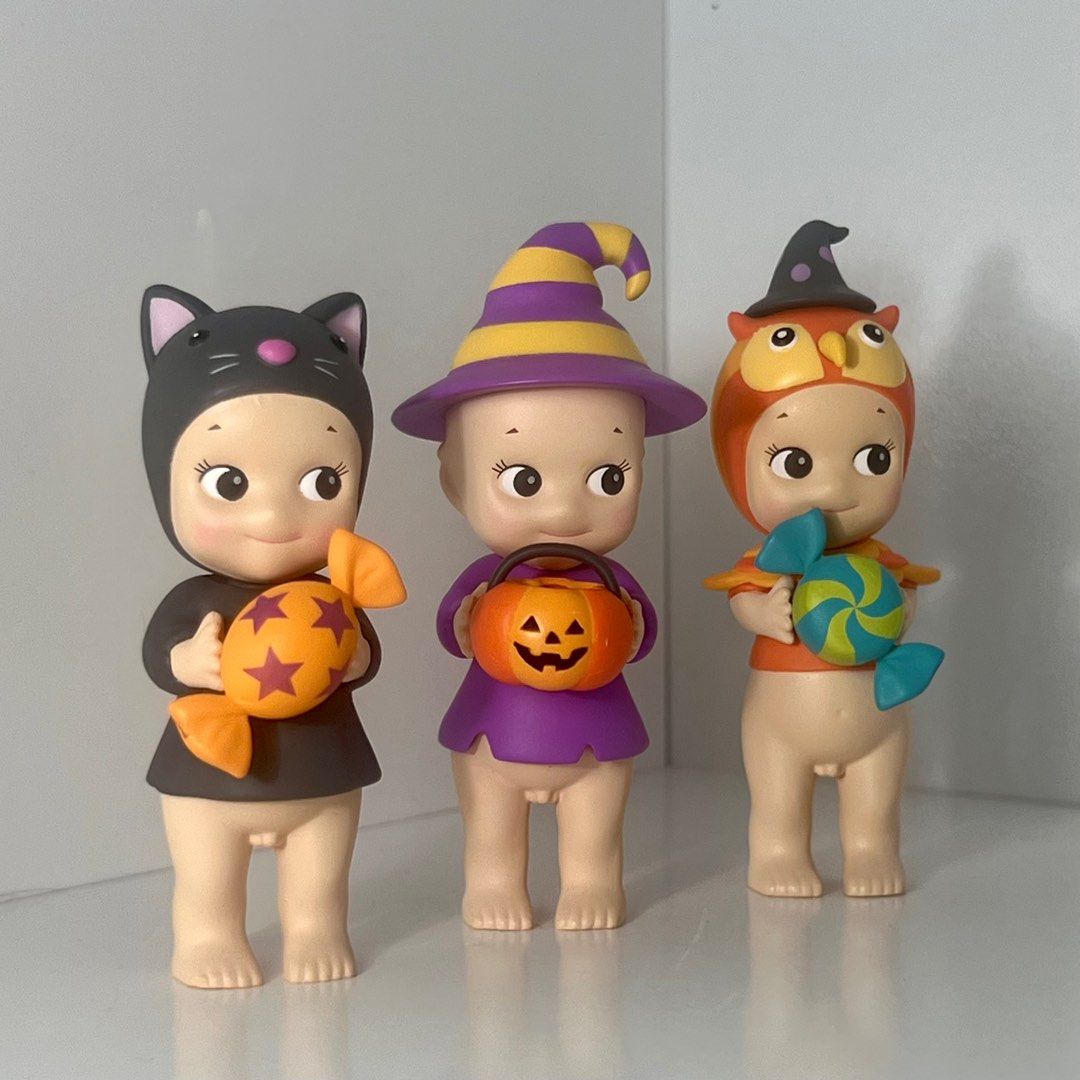 Sonny Angel Halloween Series (Category: Designer & Blind Box Toys) located in Manila. Submitted by caroiipo (Listing ID 1358018679, Image 1). Description: WTS !! halloween series 🎃 halloween owl for 900 ~☆ BLACK CAT AND WITCH SOLD ‼️ no bnf , you can dm for more pics ! mop : gcash mod : jnt / ggx / grab 📍loc : cainta, rizal prio taking more (๑˃̵ᴗ˂̵).