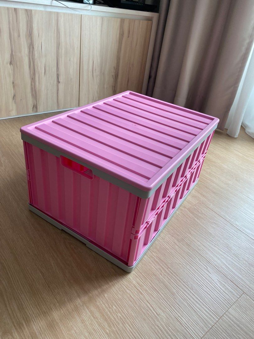 Storage boxes (Category: Storage Boxes & Baskets) located in Singapore. Submitted by happy.heart (Listing ID 1357991124, Image 2). Description: Foldable storage box: Dimensions: L50cm x W36cm x H25m Choice of Colour: Pink and Blue .