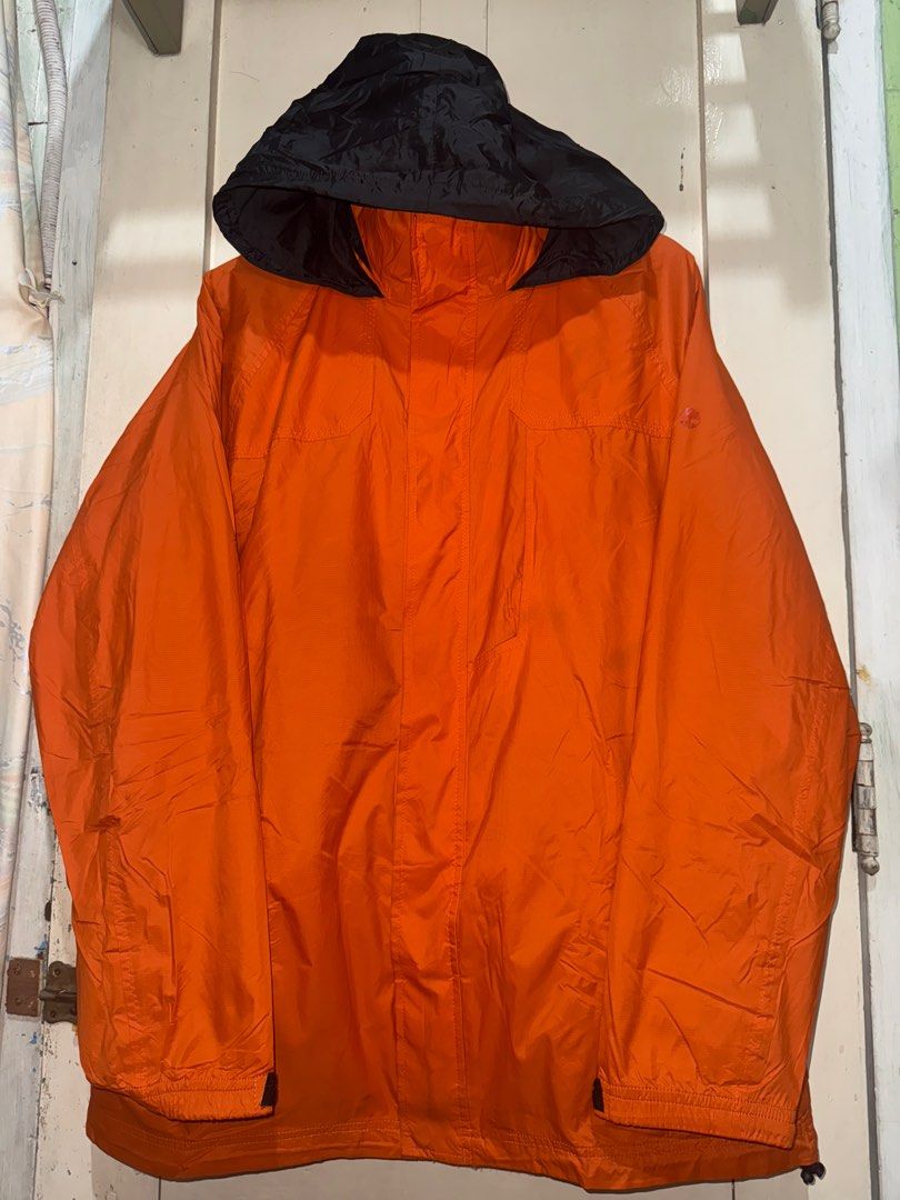 Timberland 2in1 jacket (Waterproof and fleece) (Category: Coats, Jackets and Outerwear) located in Quezon City. Submitted by ark_matt (Listing ID 1358022469, Image 2). Description: Slightly negotiable Pm for more details .