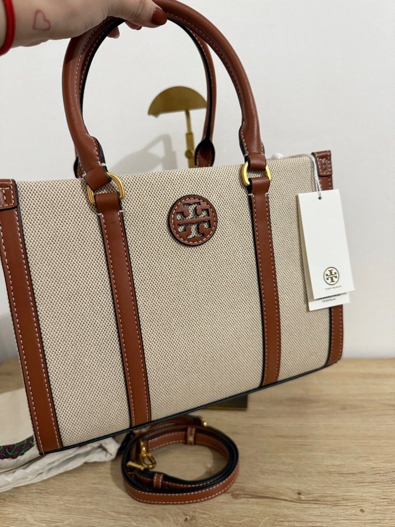 Tory burch blake small two way (Category: Luxury Bags & Wallets) located in Cabuyao City. Submitted by baglover1111 (Listing ID 1358119307, Image 3). Description: Brand new complete inclusions Guaranteed original.