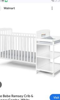 Wooden crib with changer and mattress