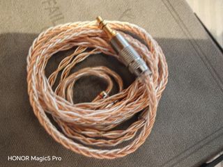 （分類：）位於 。 由 summyaud 提交（商品編號 1356846620，圖片 1）。簡介： 。