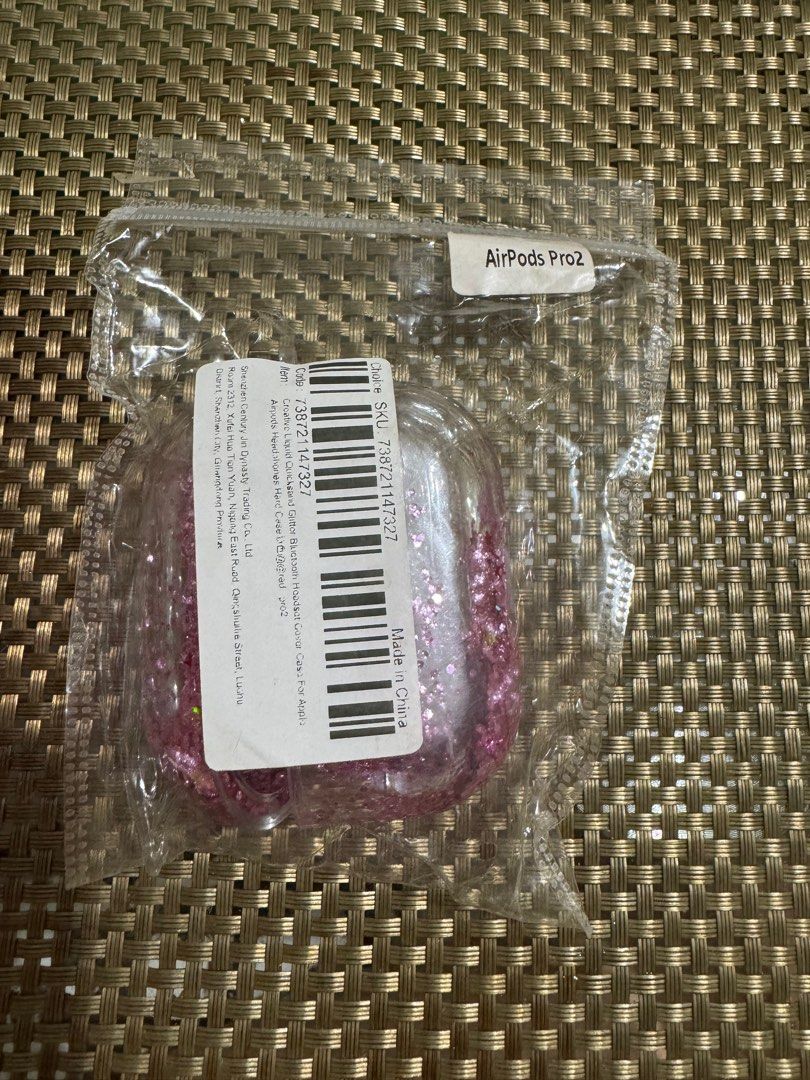 Airpods Pro 2 Pink Glitter Case (Category: Portable Audio Accessories) located in Makati City. Submitted by madamchi (Listing ID 1358195704, Image 3). Description: Airpods Pro 2 Pink Glitter Case Brandnew 150 pesos Pickup location Makati.