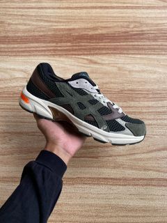 (Kategori: ) berada di . Dikirim oleh fhsneakers_id (ID iklan 1358281736, Gambar 1). Deskripsi: .