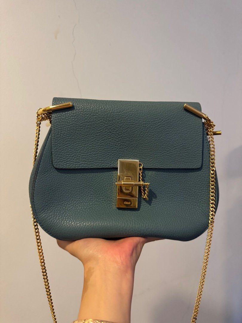 Chloe bag (Category: Luxury Bags & Wallets) located in Del Monte. Submitted by sallyang_15 (Listing ID 1358208625, Image 1). Description: Brand new chloe bag Below srp.
