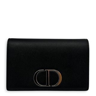 (Category: ) located in . Submitted by carousellluxury (Listing ID 1358181757, Image 1). Description: .
