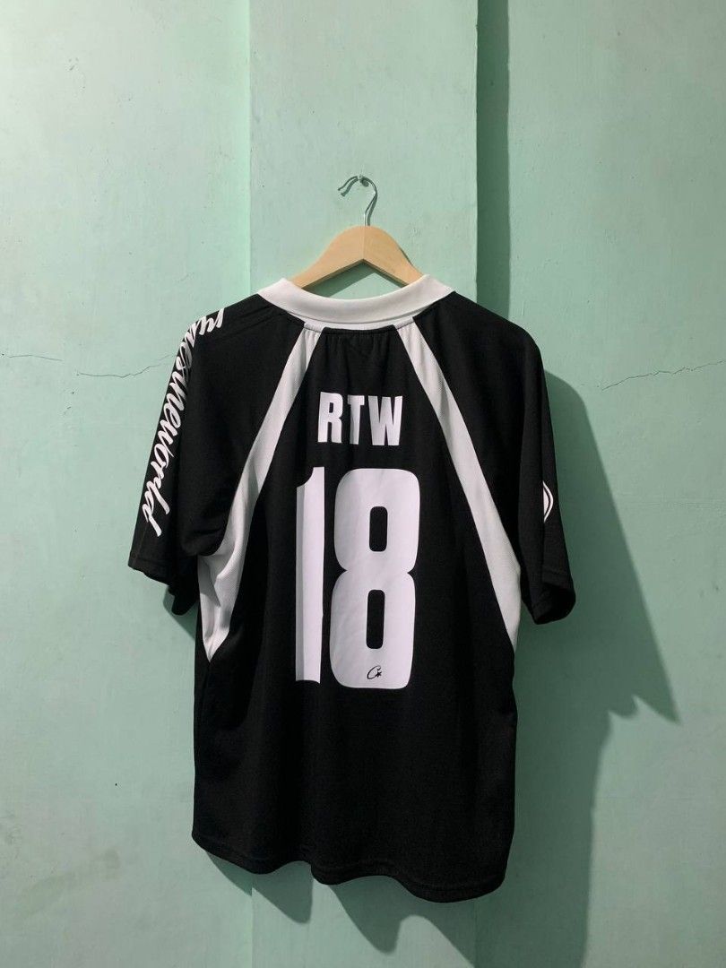 Corteiz FootBall Jersey (Category: Activewear) located in Manila. Submitted by thriftemup (Listing ID 1358178816, Image 2). Description: Corteiz Jersey size Large on tag used once only Excellent Condition like new No issue.