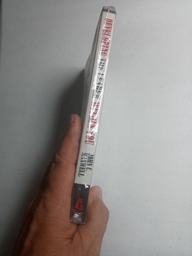 DEVELOPMENT THE LEADER WITHIN YOU BY JOHN C. MAXWELL (Category: Religion Books) located in Quezon City. Submitted by parekoymarekoy (Listing ID 1358234417, Image 3). Description: UNUSED WITH PLASTIC.