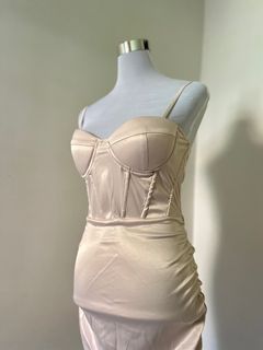 Champagne Ruched Zip Back Bodycon Dress | Date Night Outfit | Party Dress