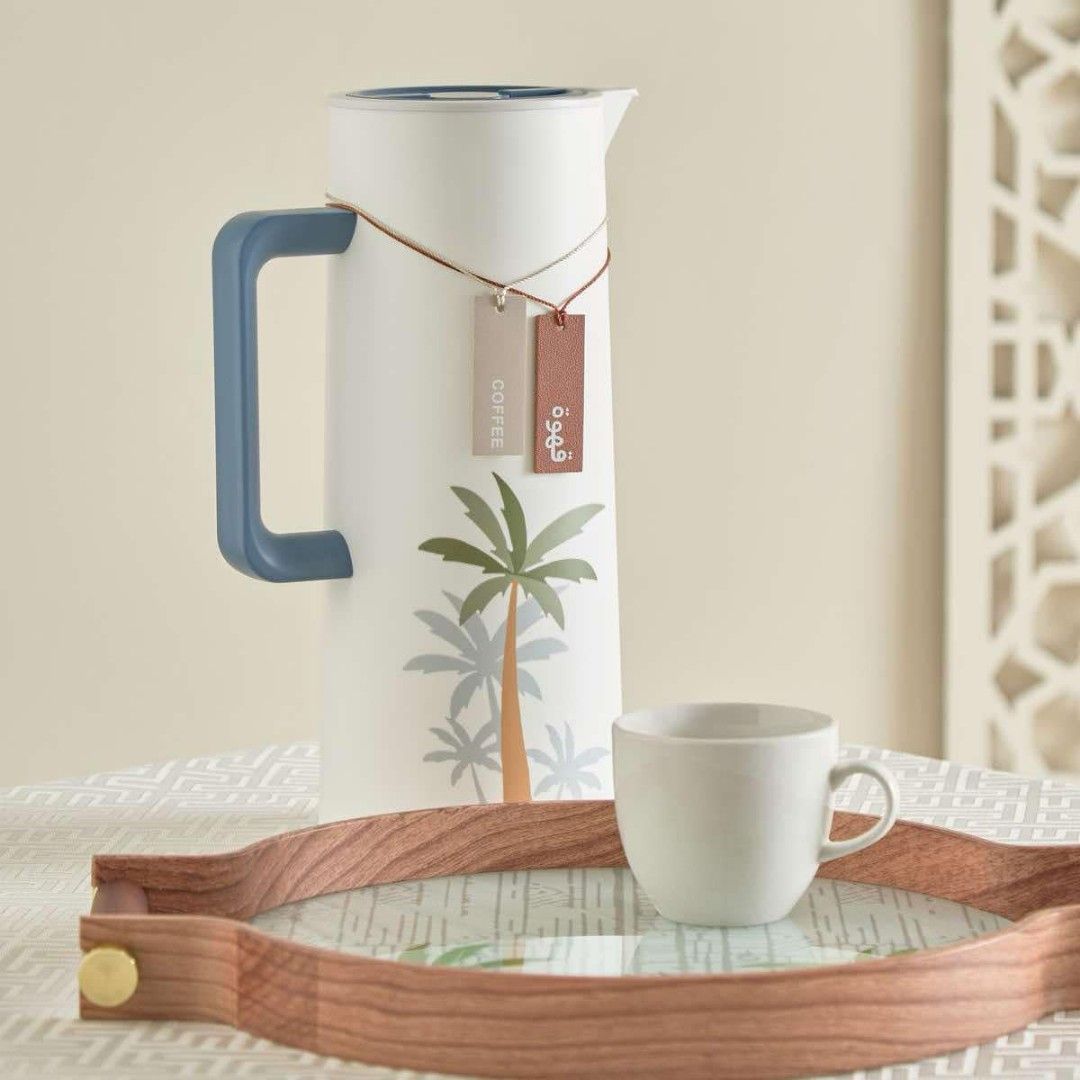 Home Box tropical print thermal vacuum flask (Category: Coffee & Tea Tableware) located in Mandaluyong City. Submitted by home_box.ae (Listing ID 1358207717, Image 2). Description: no box, bubble wrapped kindly check photos for measurements actual photo posted on hand ready to ship.