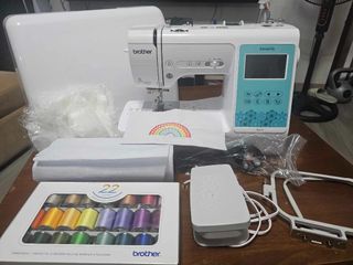 Innov-is M370 Sewing, Quilting & Embroidery Machine + Package. Artspira compatible