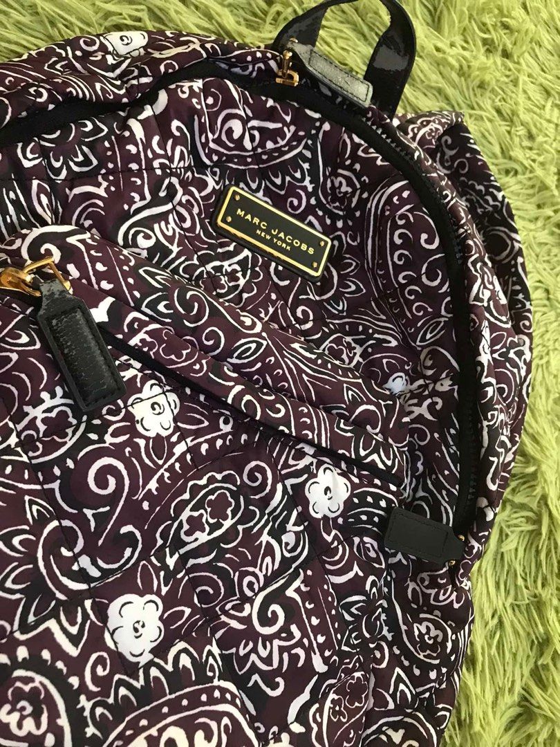 marc jacobs backpack (Category: Luxury Bags & Wallets) located in Mexico. Submitted by needtoletgo87 (Listing ID 1358271393, Image 2). Description: .